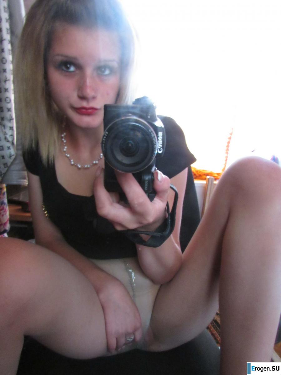 The girl loves to photograph her pussy. Part 2. Photo 59