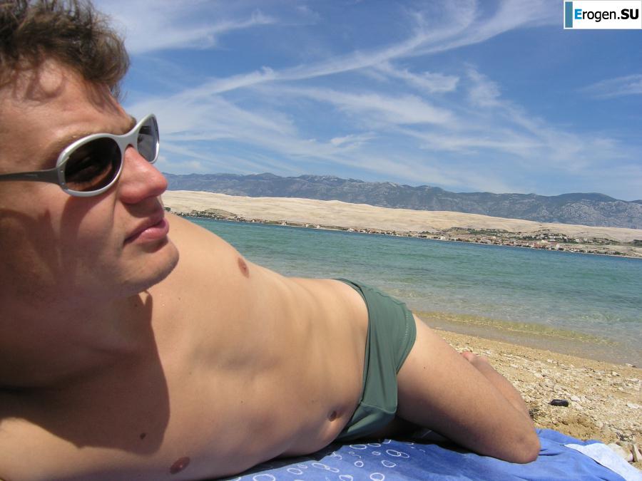 Couple on vacation. Photo 29