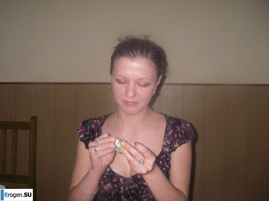 Girlfriends at a Bachelorette Party. Photo 9