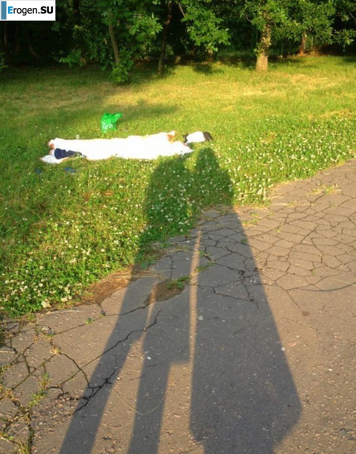 She. Photo 6