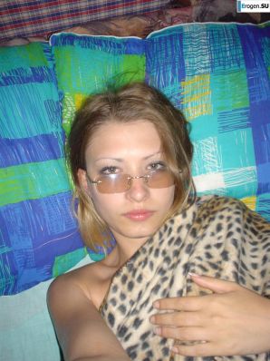Попозируем немного. Эскиз 12