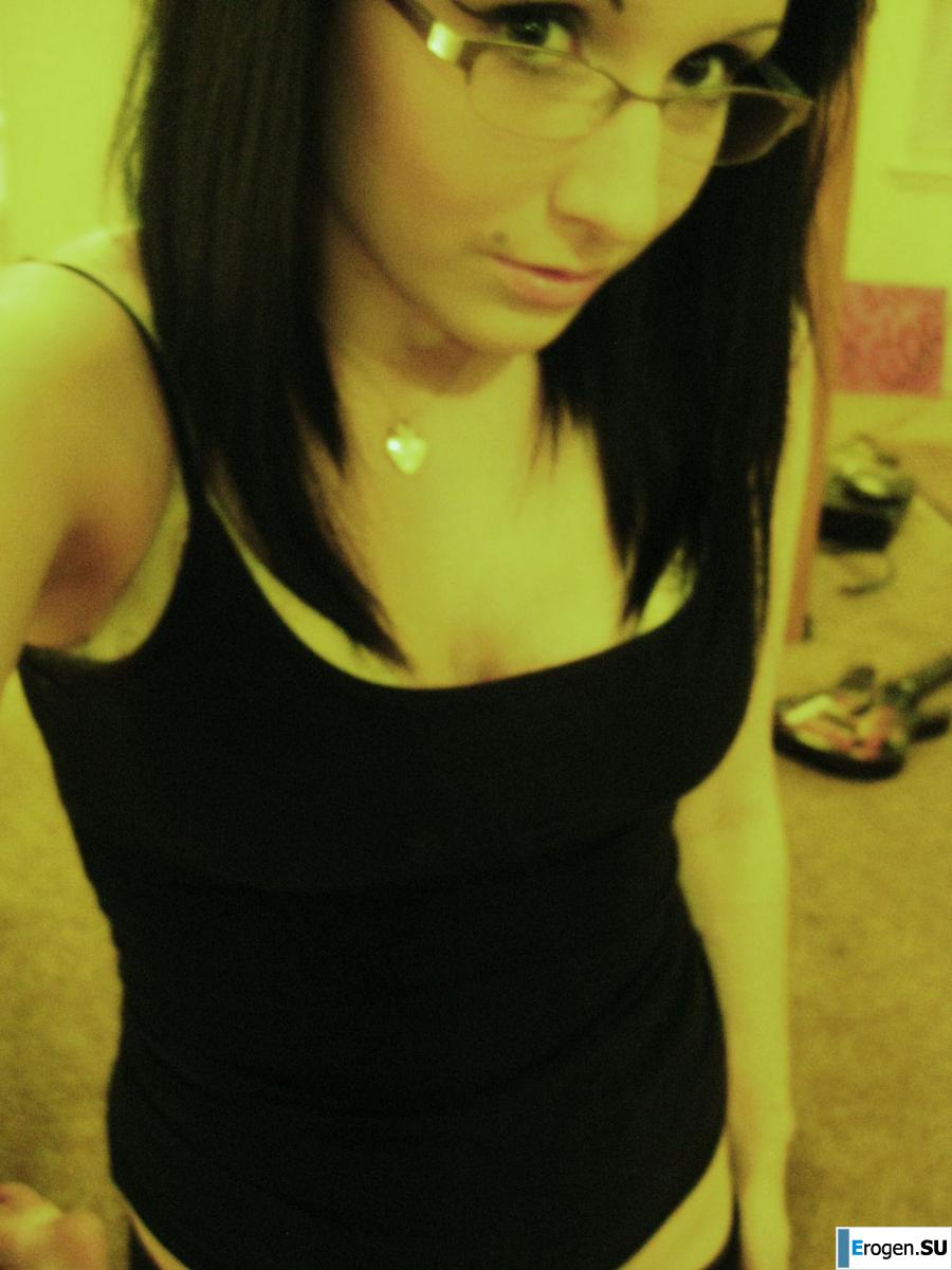 bespectacled self-album. Photo 31