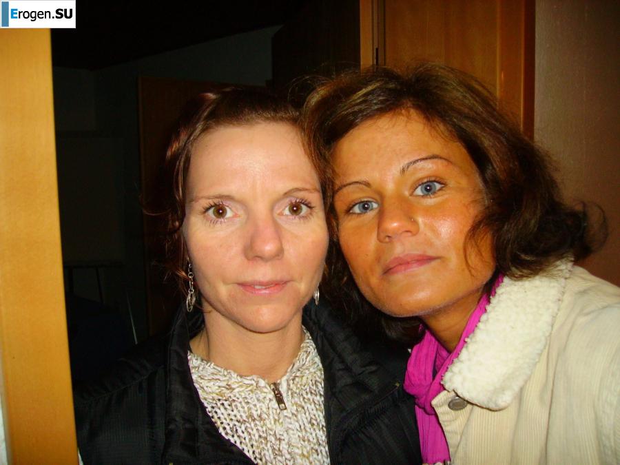 Helga, husband and girlfriends. Photo 16