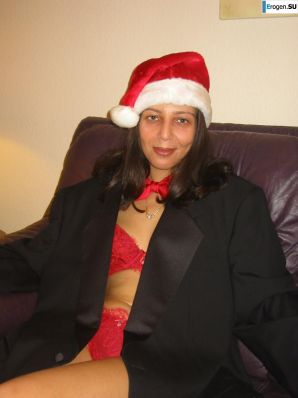 Christmas Girl. Thumb 22
