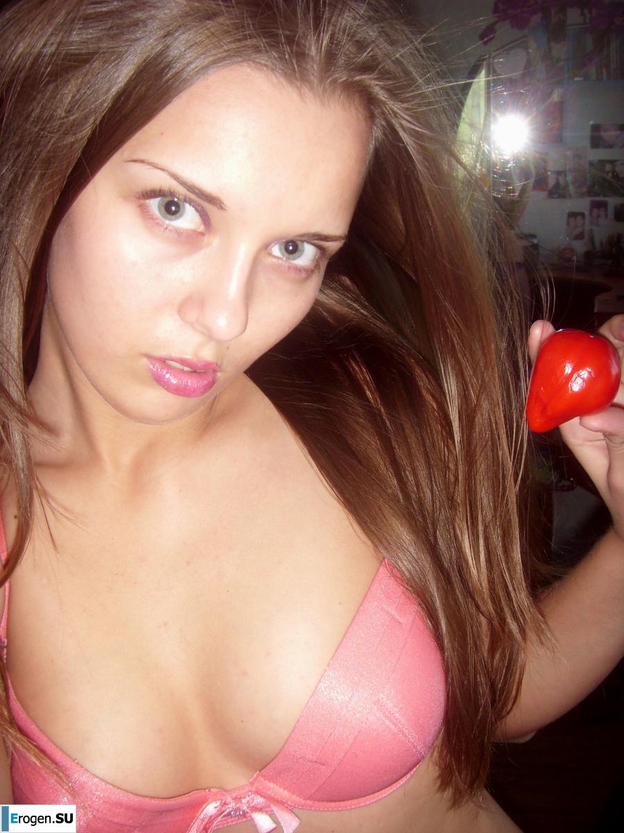 Selfies of a young artist. Photo 11