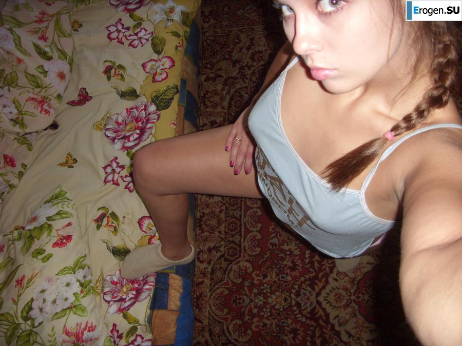 Selfies of a young artist. Photo 34