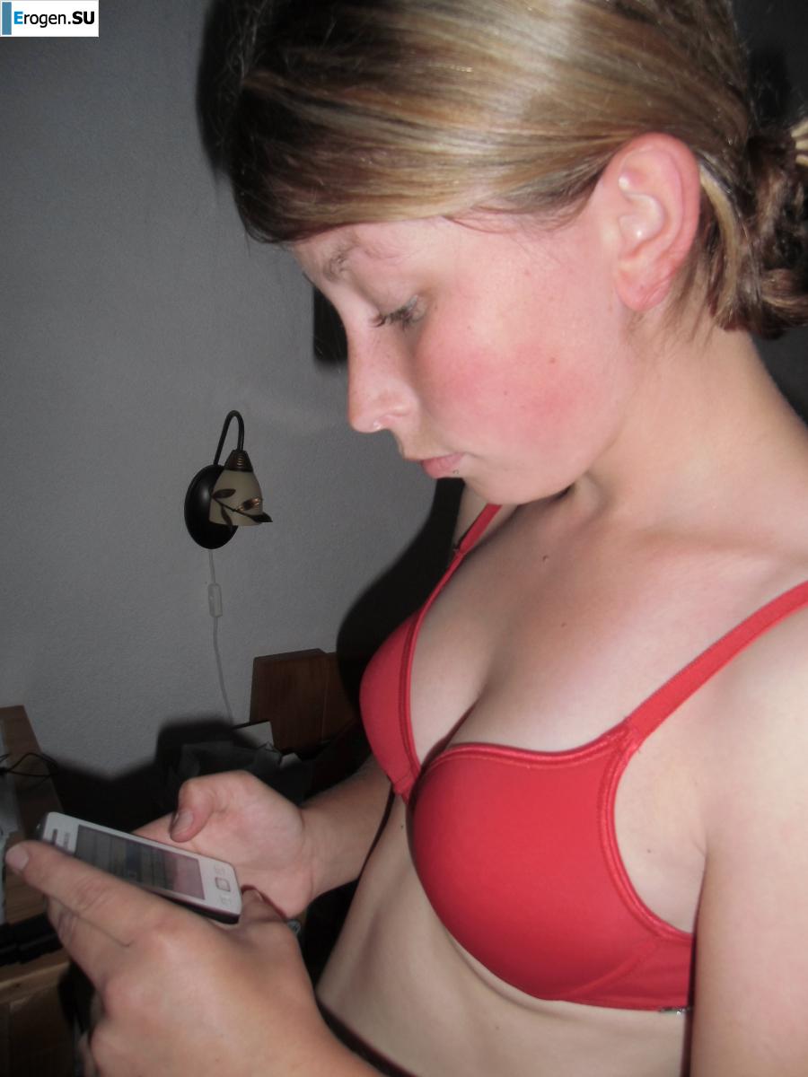 Naked in the bathroom. Photo 44