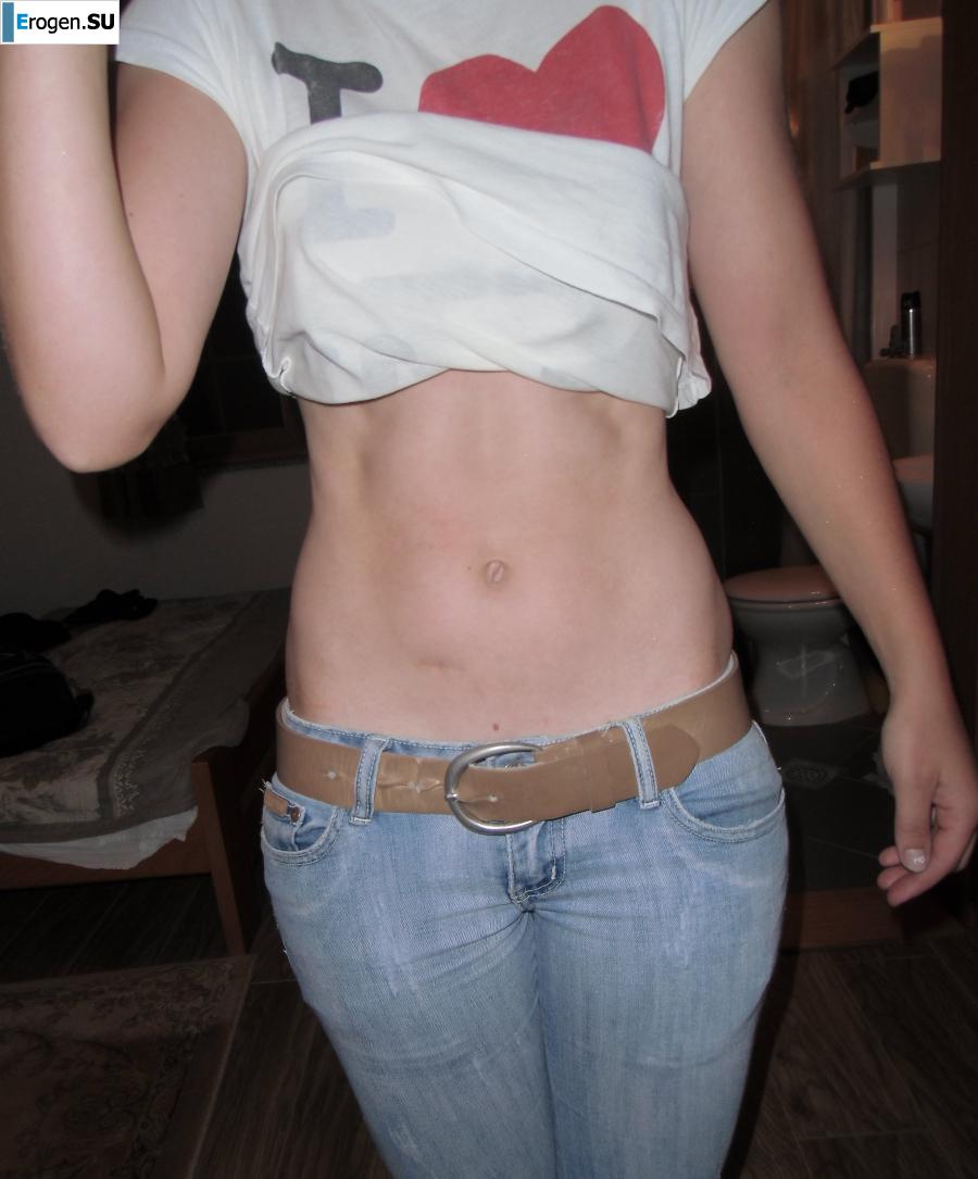 Naked in the bathroom. Photo 47
