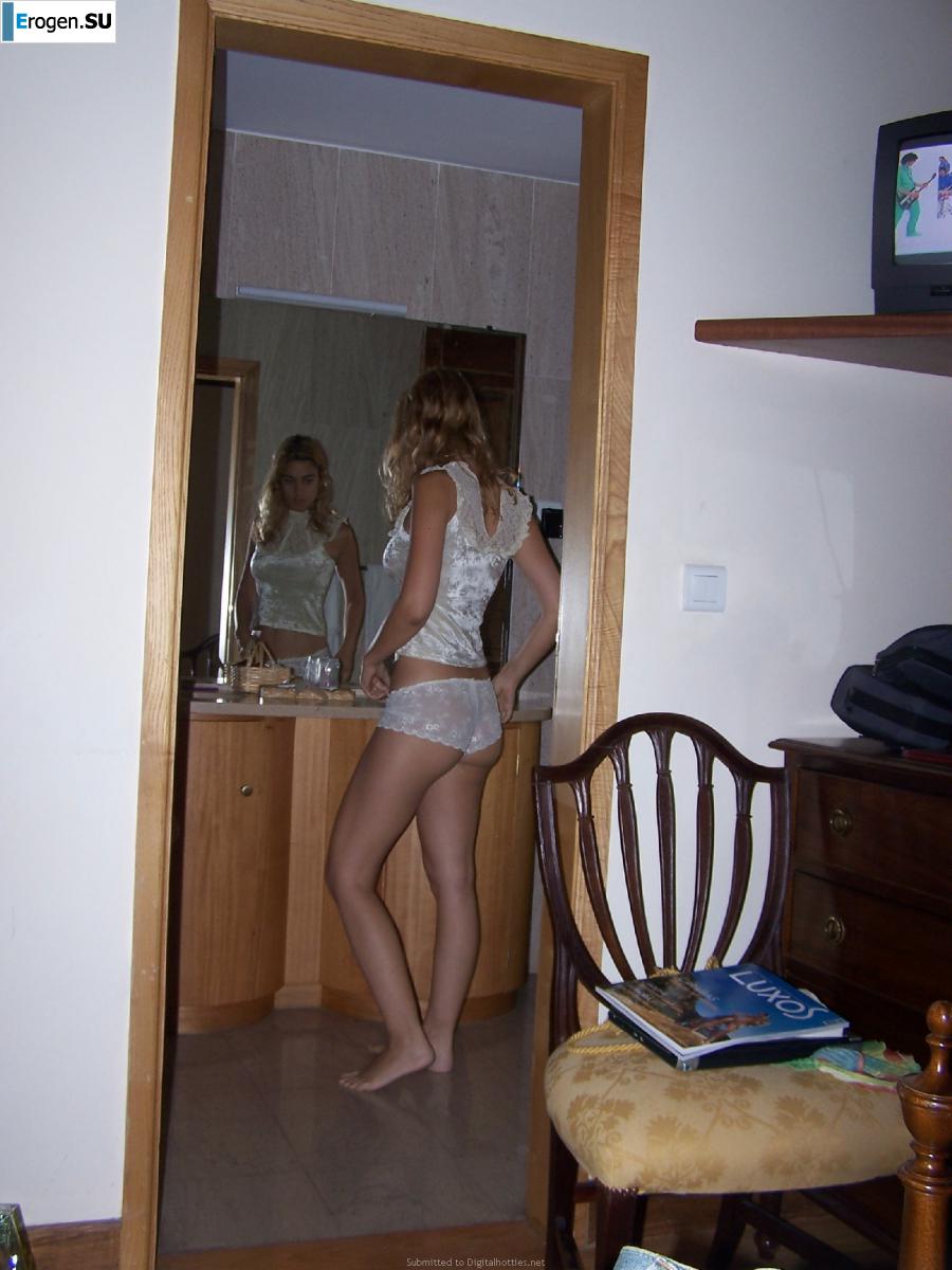 striptease lesbians. Slide 32