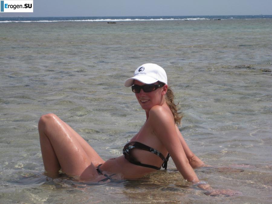 tans naked. Photo 25