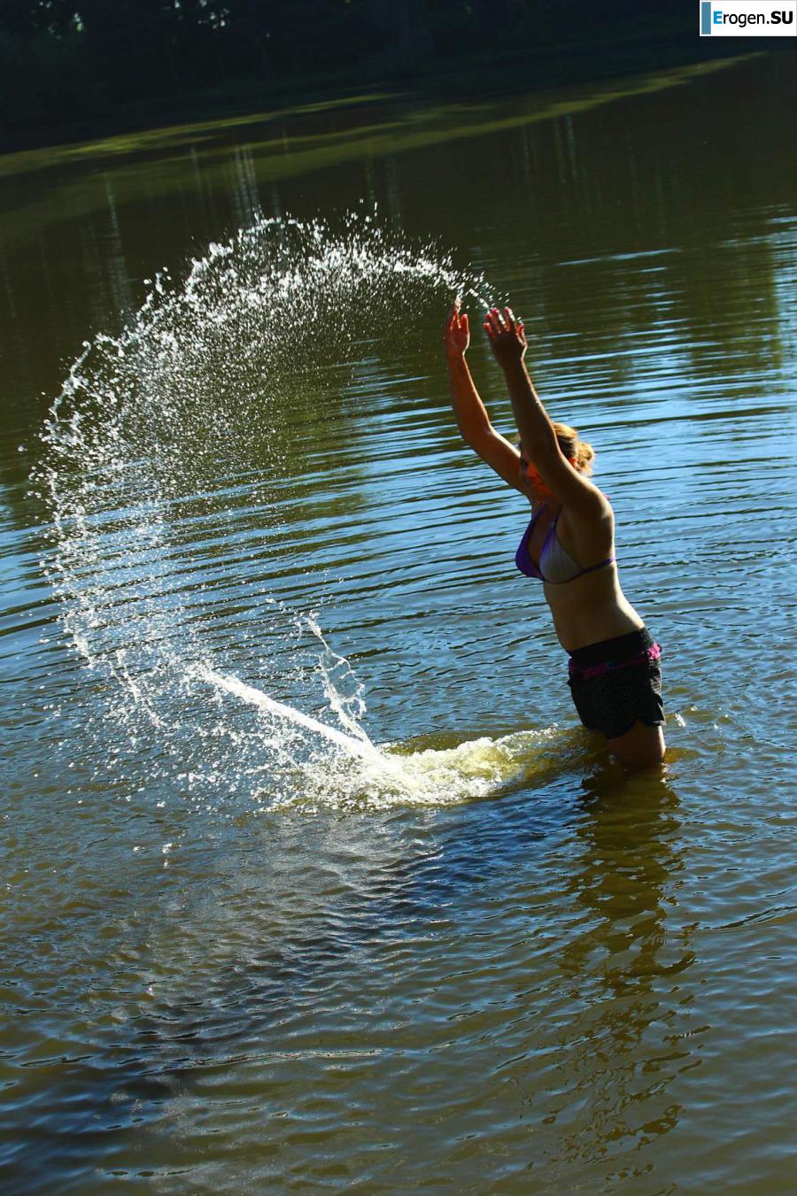 naked girls on the lake. Part 7. Photo 13
