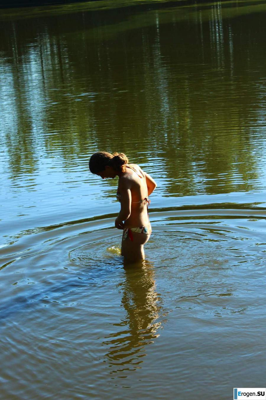 naked girls on the lake. Part 7. Photo 14