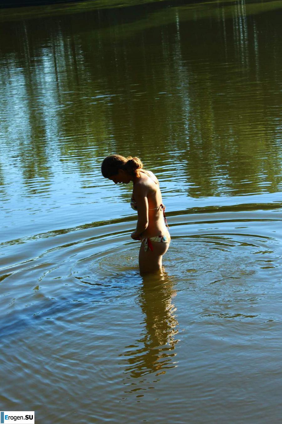 naked girls on the lake. Part 7. Photo 15