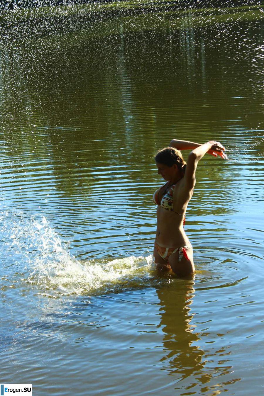 naked girls on the lake. Part 7. Photo 20
