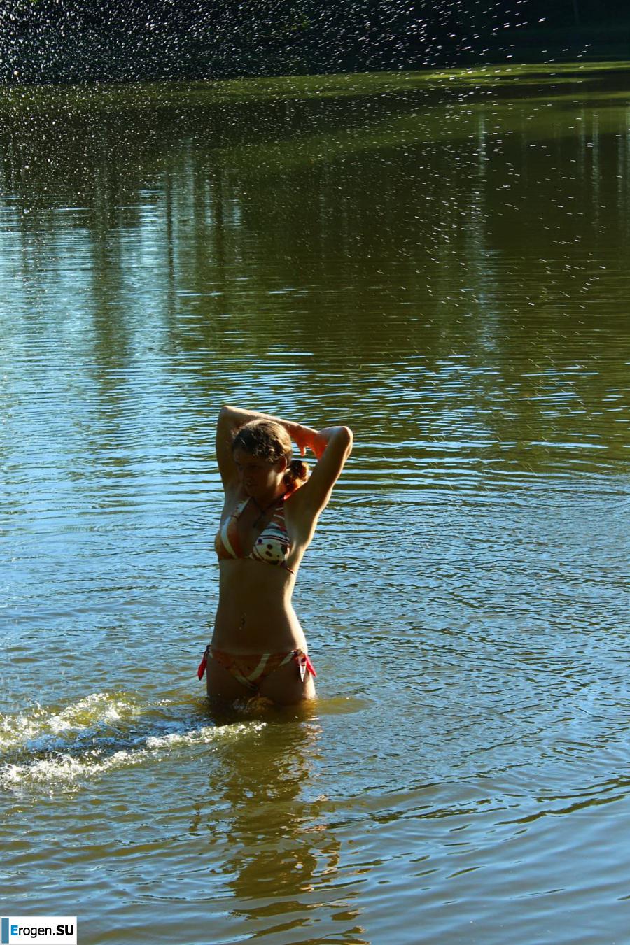 naked girls on the lake. Part 7. Photo 34