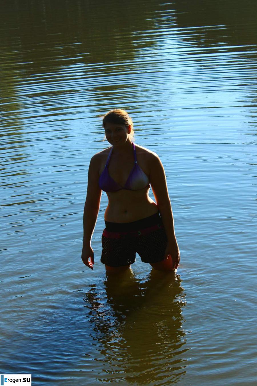 naked girls on the lake. Part 7. Photo 6