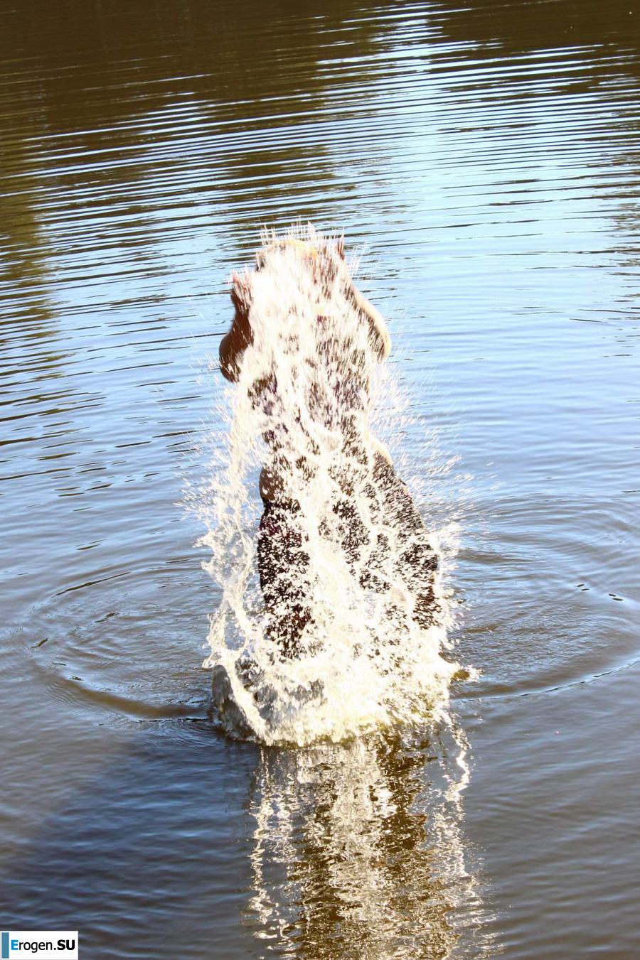 naked girls on the lake. Part 7. Photo 7