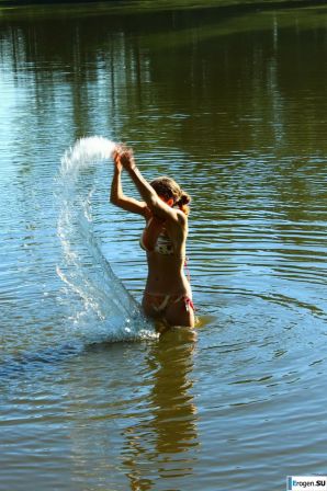 naked girls on the lake. Part 7. Thumb 29