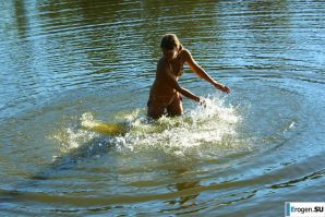 naked girls on the lake. Part 7. Thumb 39