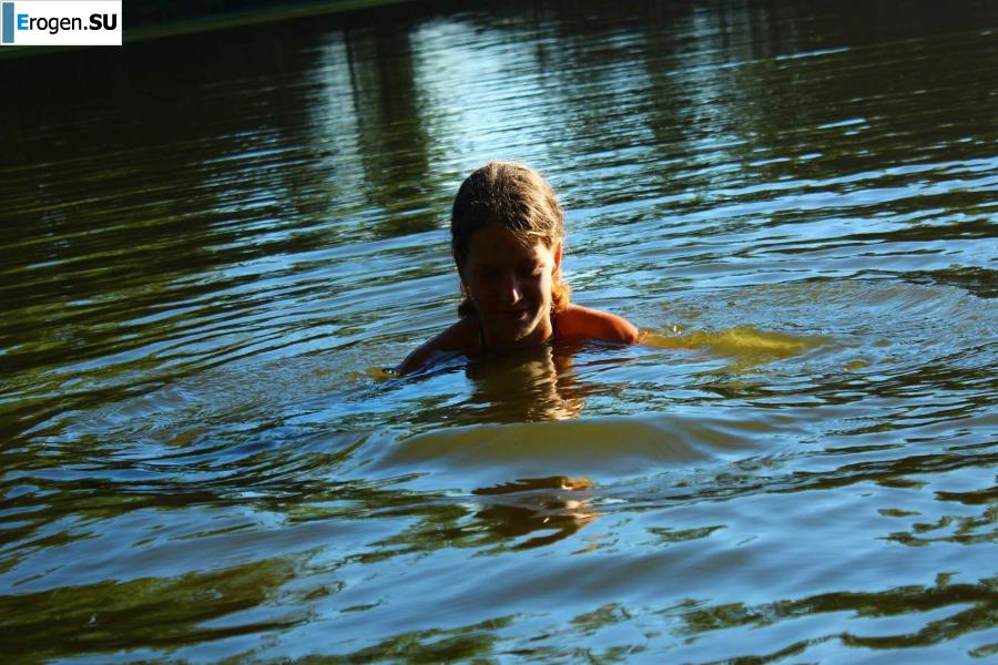 naked girls on the lake. Part 8. Photo 10