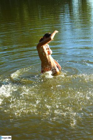 naked girls on the lake. Part 8. Thumb 9