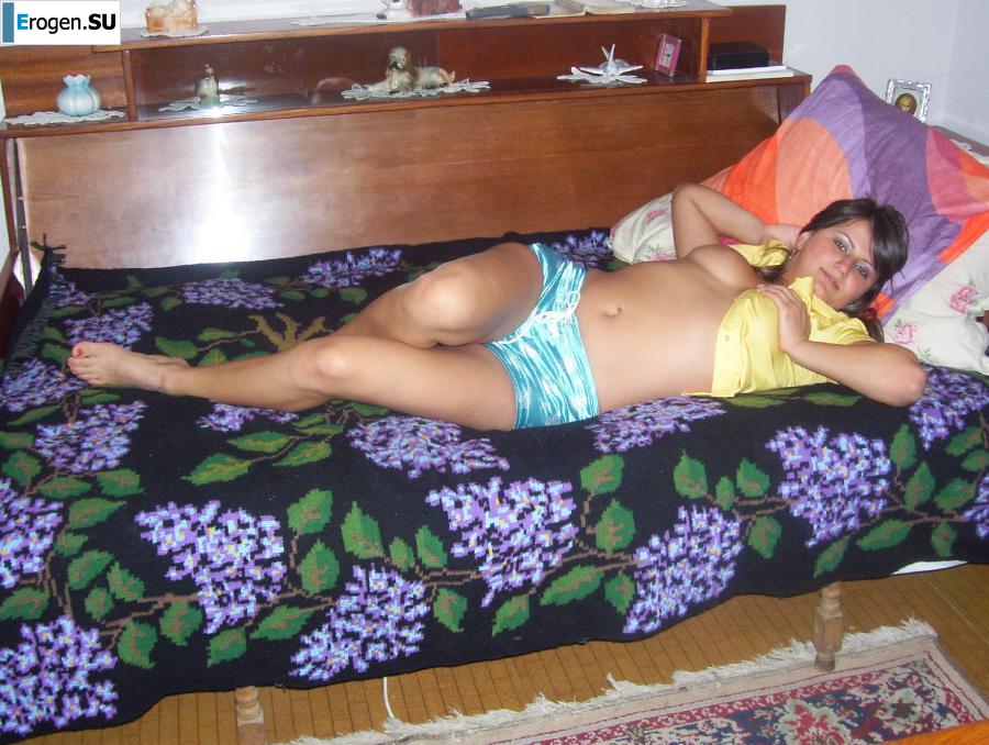 lush lascivious girl. Photo 6
