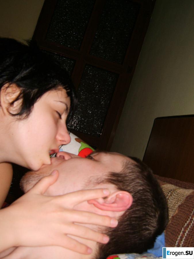 slightly gothic couple. Photo 13