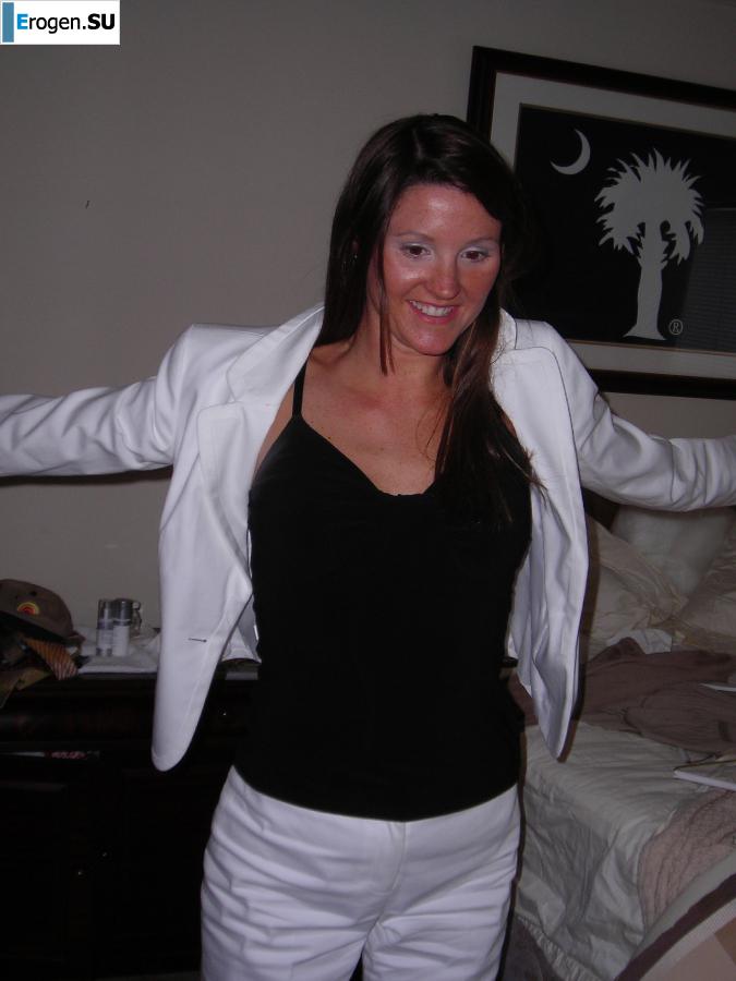 everyday life and relaxation of a brunette with her boyfriend. Part 2. Photo 8