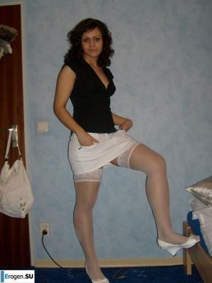 она любит член побольше. Эскиз 37
