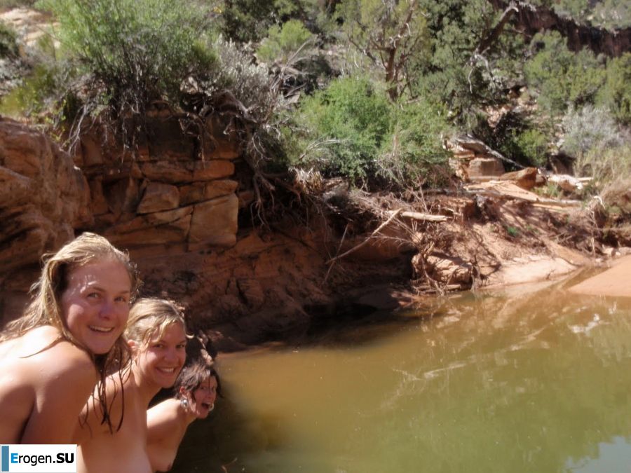 crazy girls in the canyon. Photo 14