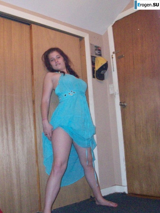 without panties and with an animal look. Photo 13