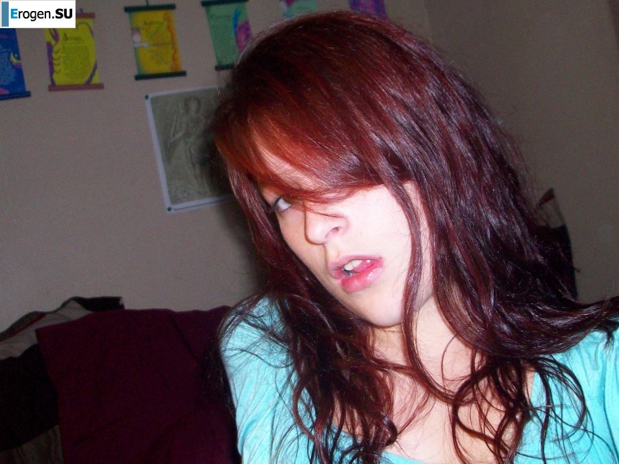 without panties and with an animal look. Photo 52