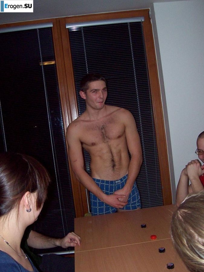 they won by stripping. Photo 9
