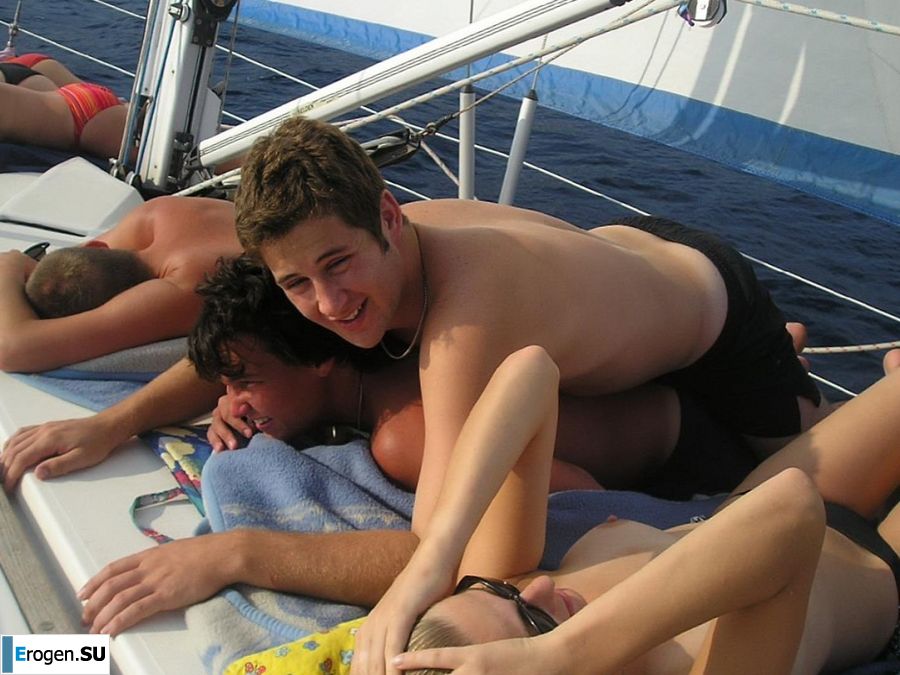 party with heifers on a yacht. Photo 30