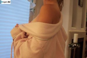 развратница у себя дома. Эскиз 15