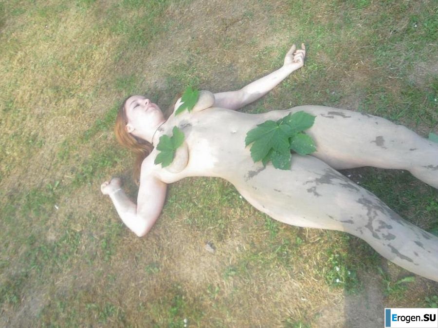 lesbians in the camp. Photo 23
