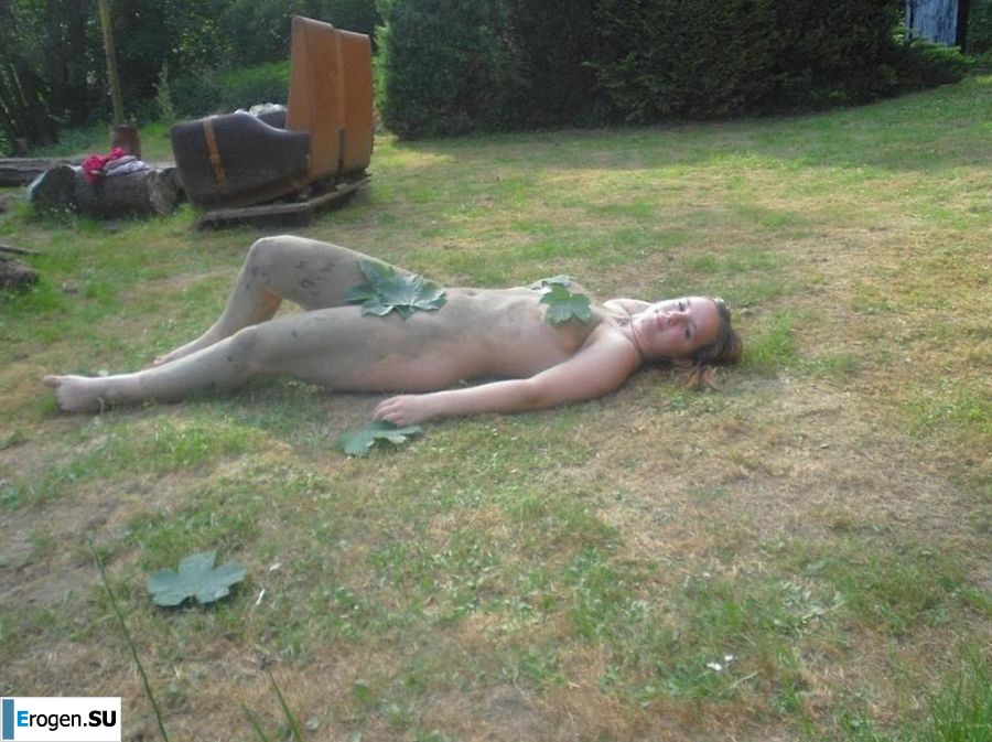 lesbians in the camp. Photo 29