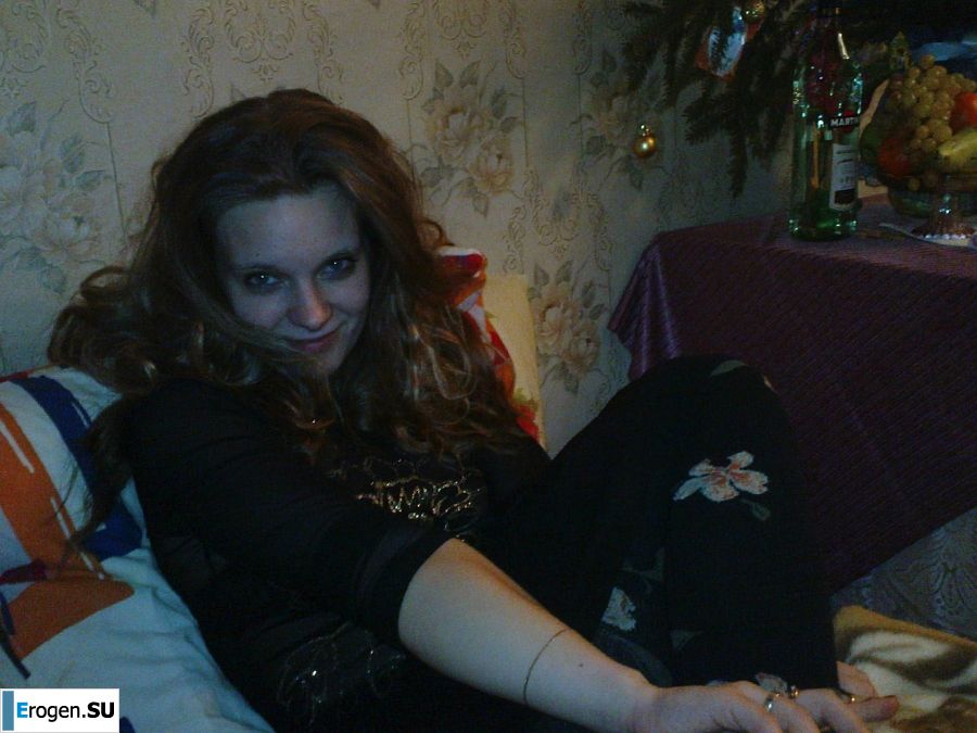 a young girl with her boyfriend frolics. Part 2. Photo 10