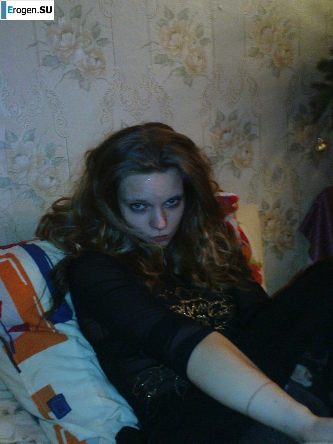 a young girl with her boyfriend frolics. Part 2. Photo 11