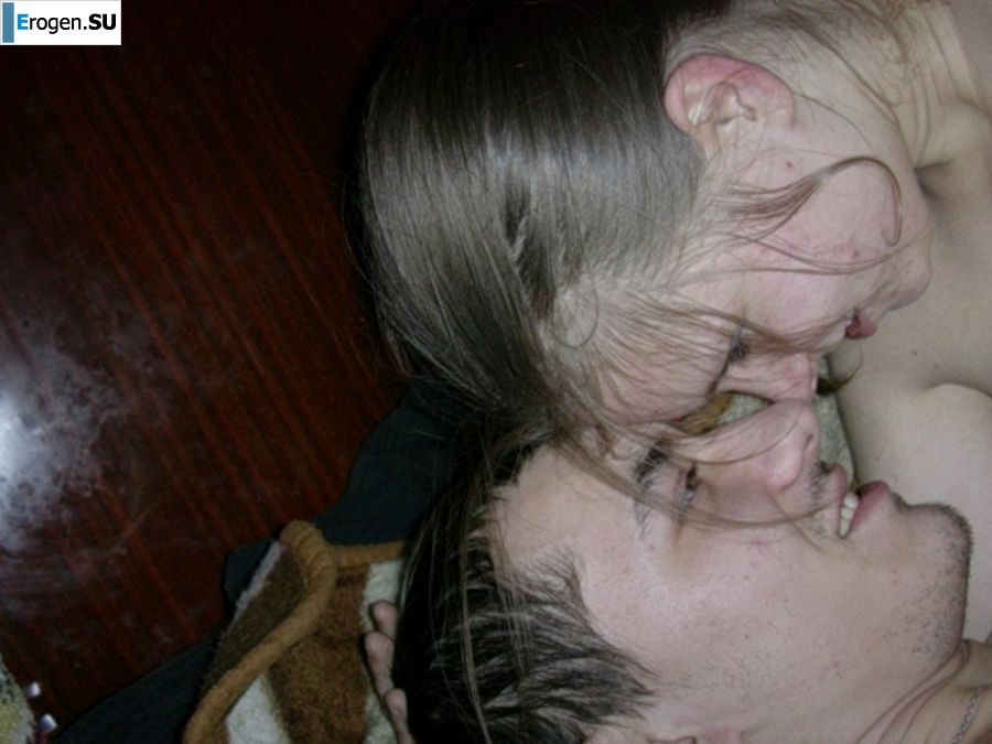 a young girl with her boyfriend frolics. Part 2. Photo 43