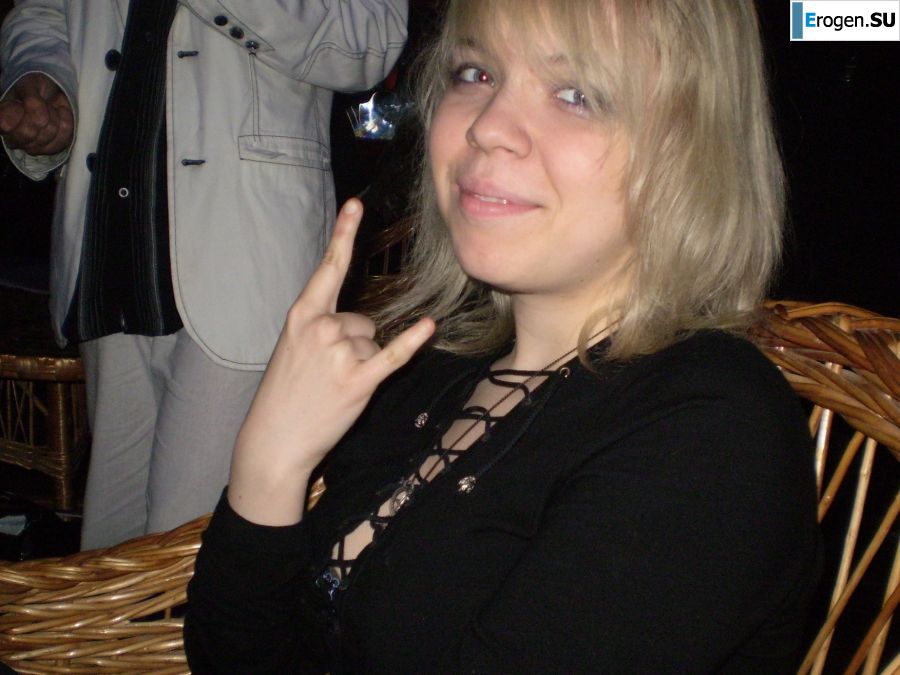 cute naked student gets high. Photo 28