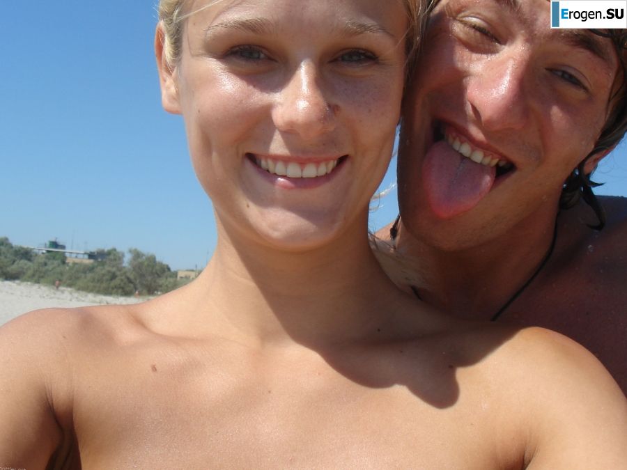 wedding and honeymoon of a blonde model. Photo 24