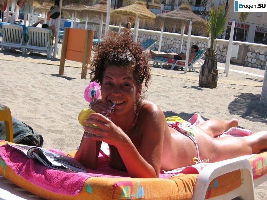 girls are only topless friends. Part 2. Photo 18