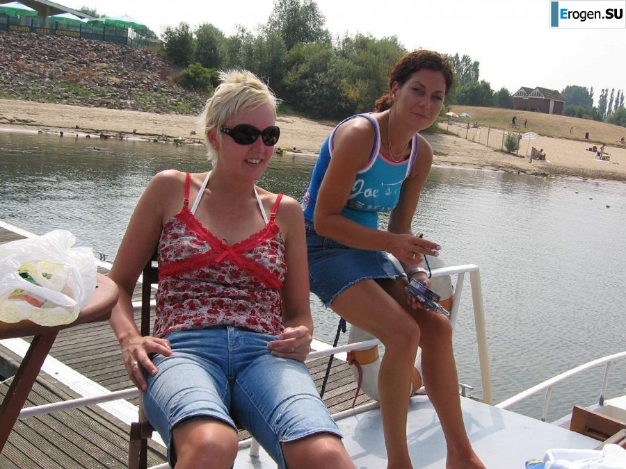 girls are only topless friends. Part 2. Photo 26