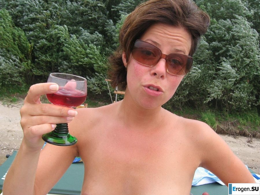 girls are only topless friends. Part 2. Photo 35