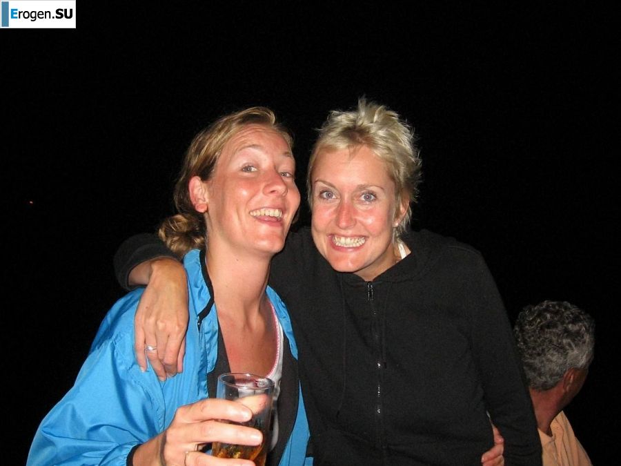 girls are only topless friends. Part 2. Photo 44