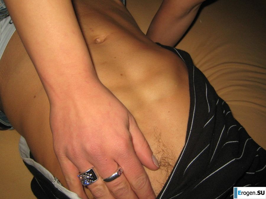 a guy gets up only on tattooed heifers. Photo 3