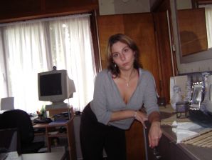 легкие кривляния и легкие раздевания. Эскиз 40