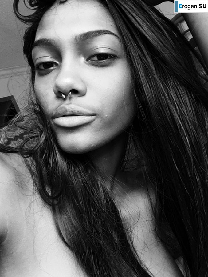 uncut black woman Lezby. Photo 14