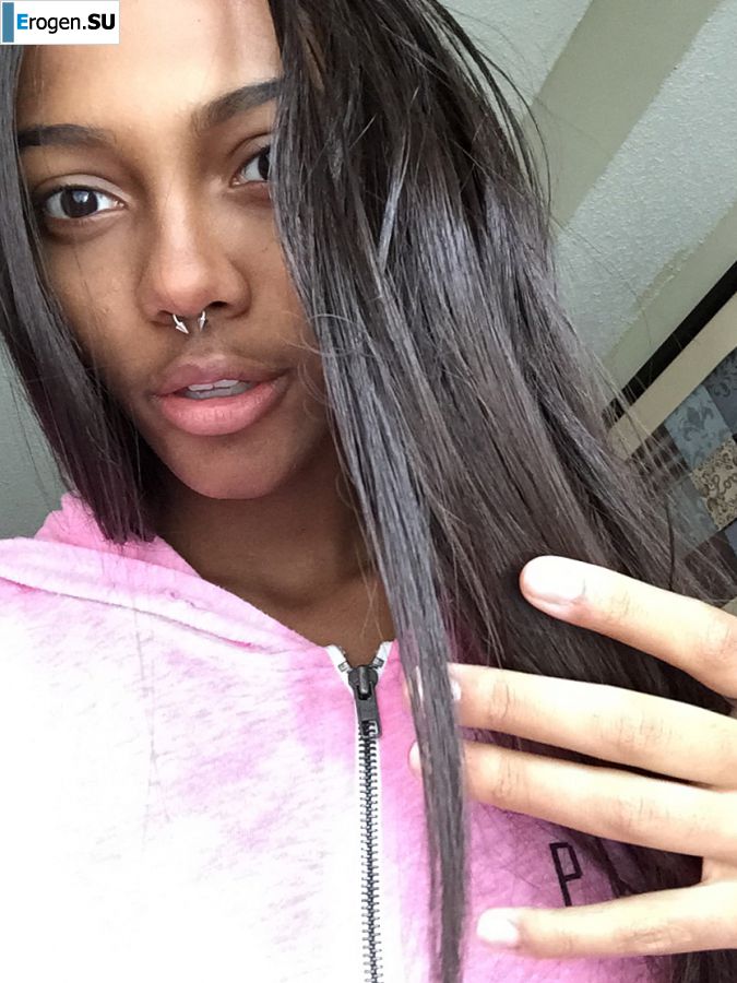 uncut black woman Lezby. Photo 19